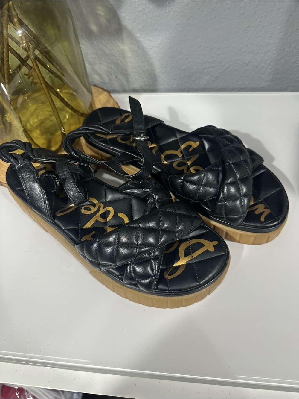 Sam Edelman Gavril Black Quilted Platform Sandals Sz 9 - Picture 3 of 7
